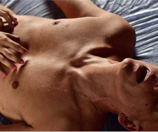 Muito mais do que orgasmos: entenda a massagem tântrica e seus benefícios